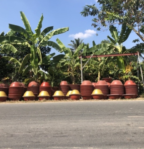 Khuôn chậu kểng